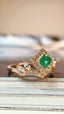 14K GOLD 0.62 CTW VIVID GREEN NATURAL EMERALD & DIAMOND RING